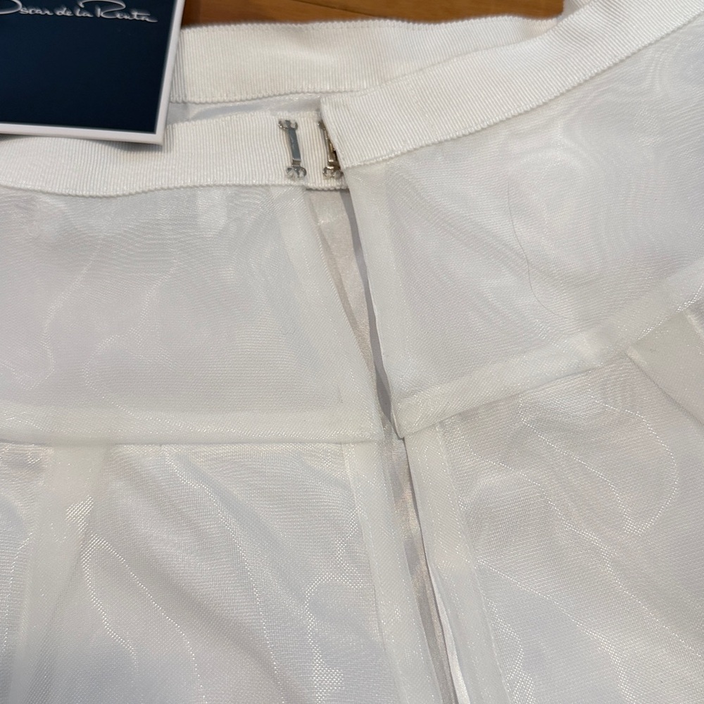 Oscar de la Renta White A-Line Crinoline Petticoat sz 8 runs small - Picture 7 of 7